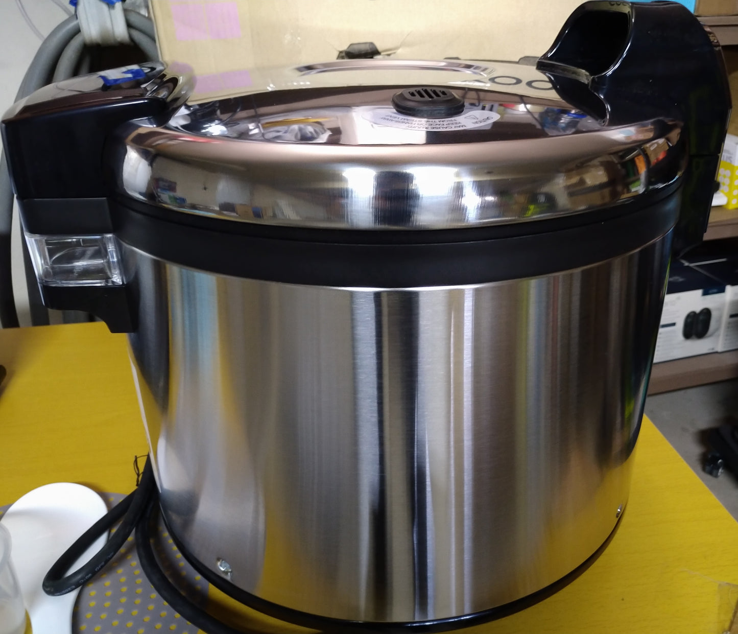 CUCKOO CR-3032 | 30-Cup (Uncooked) Commercial Rice Cooker
