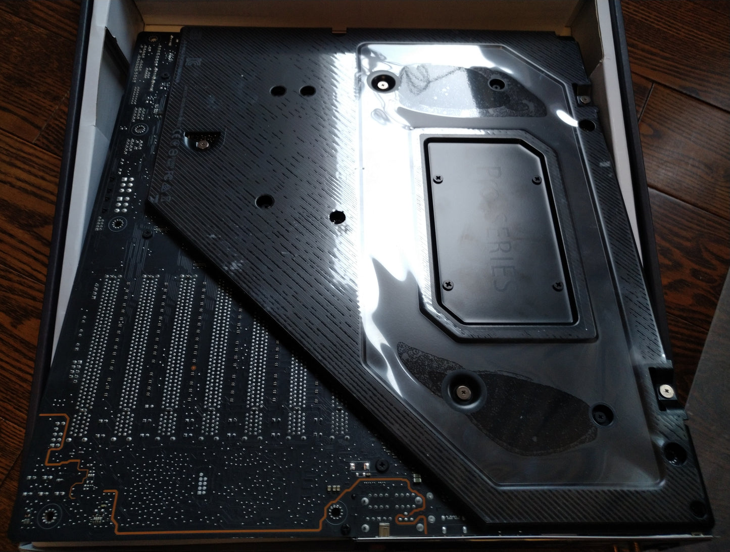 ASUS MB Pro WS WRX80E-SAGE SE WIFI