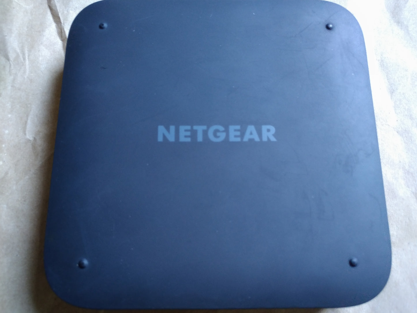 Netgear MR5100 Wi-Fi Hotspot Modem