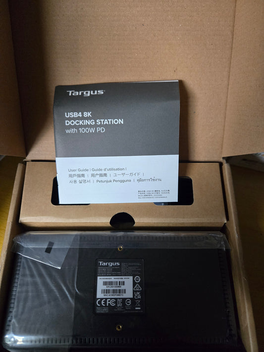 Targus - USB4 Triple Video Docking Station (DOCK460USZ)