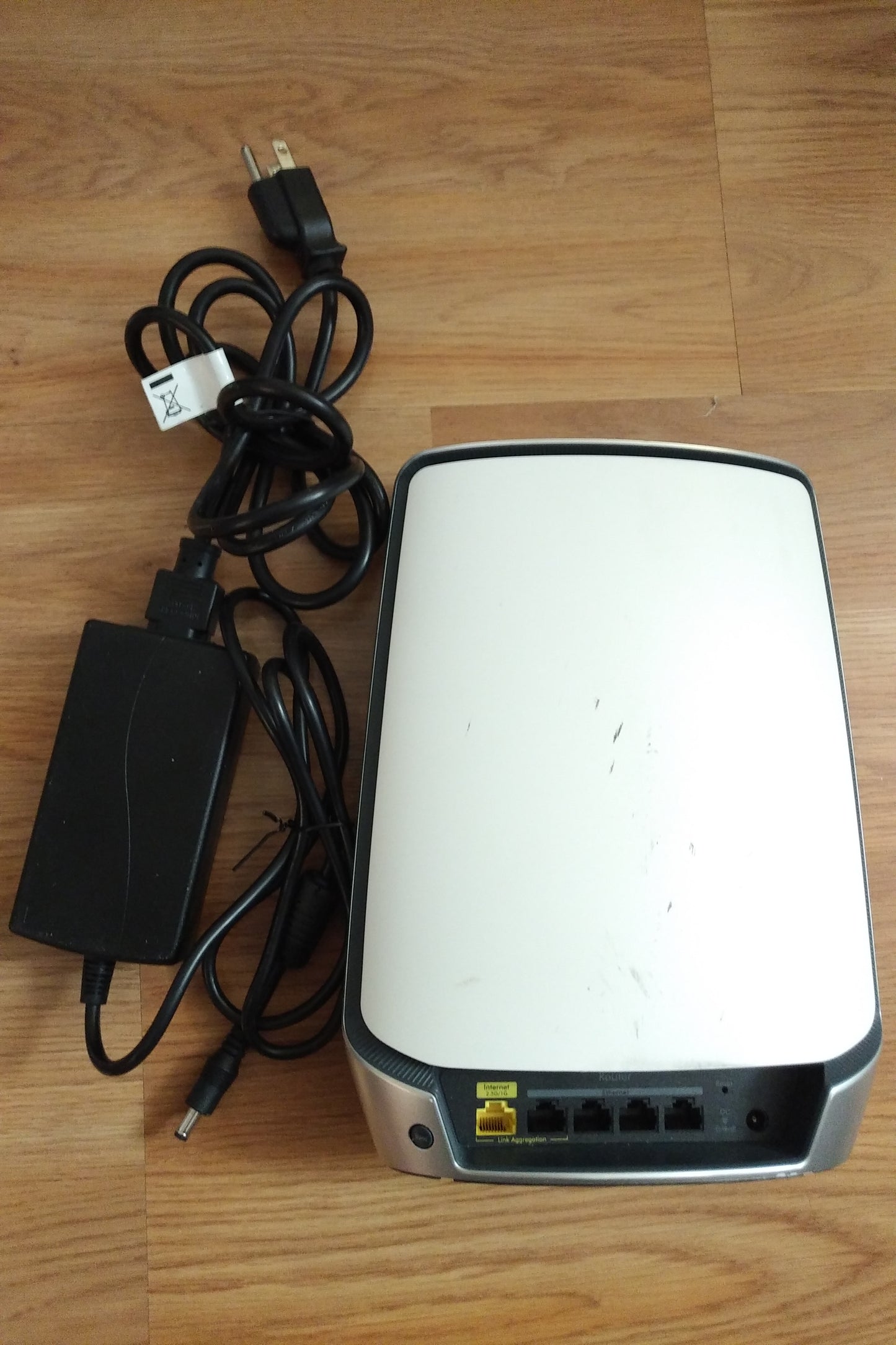 NETGEAR Orbi RBR850 Tri-band Mesh WiFi 6 AX6000 Network 2.5G/1G Internet Router