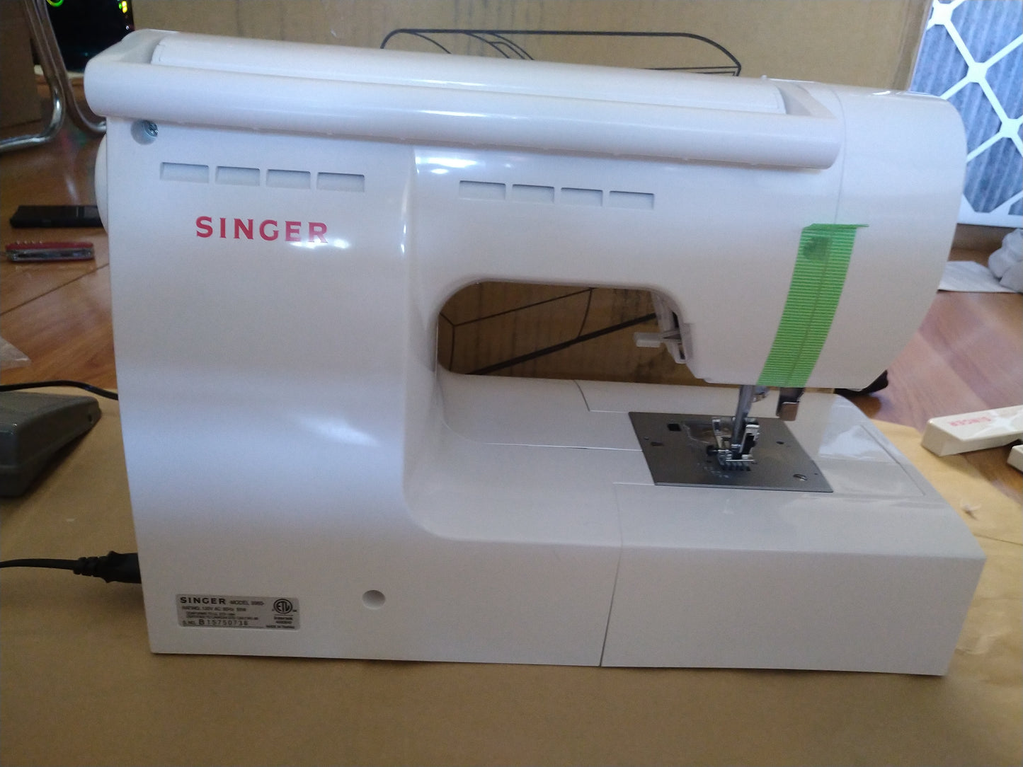 SINGER 9960 Computerized Sewing & Embroidery Machine 8.5 / 10