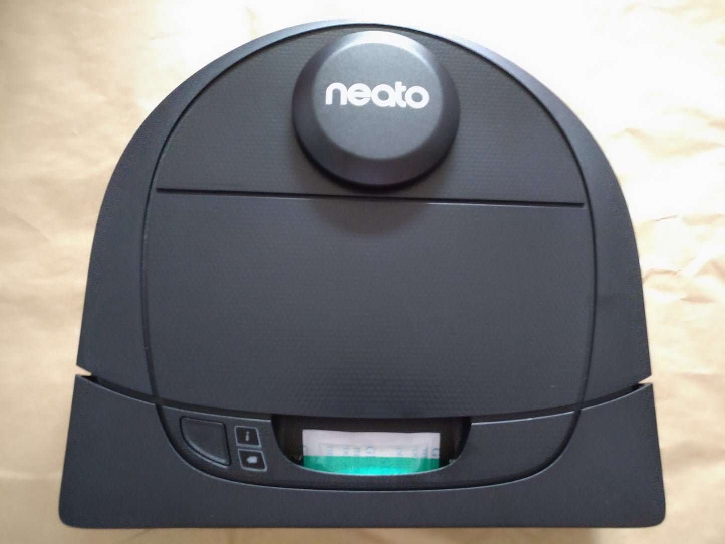Neato Robotics Botvac D4 Connect, Black (945-0315)