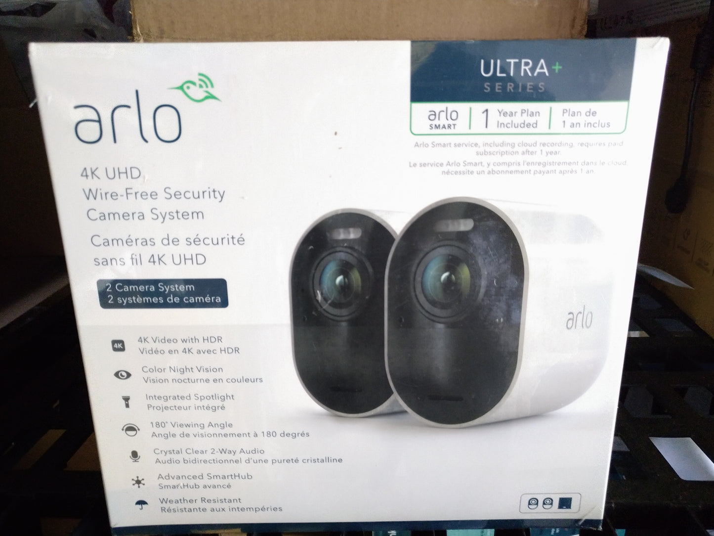 Arlo Ultra, 2 Camera and SmartHub package