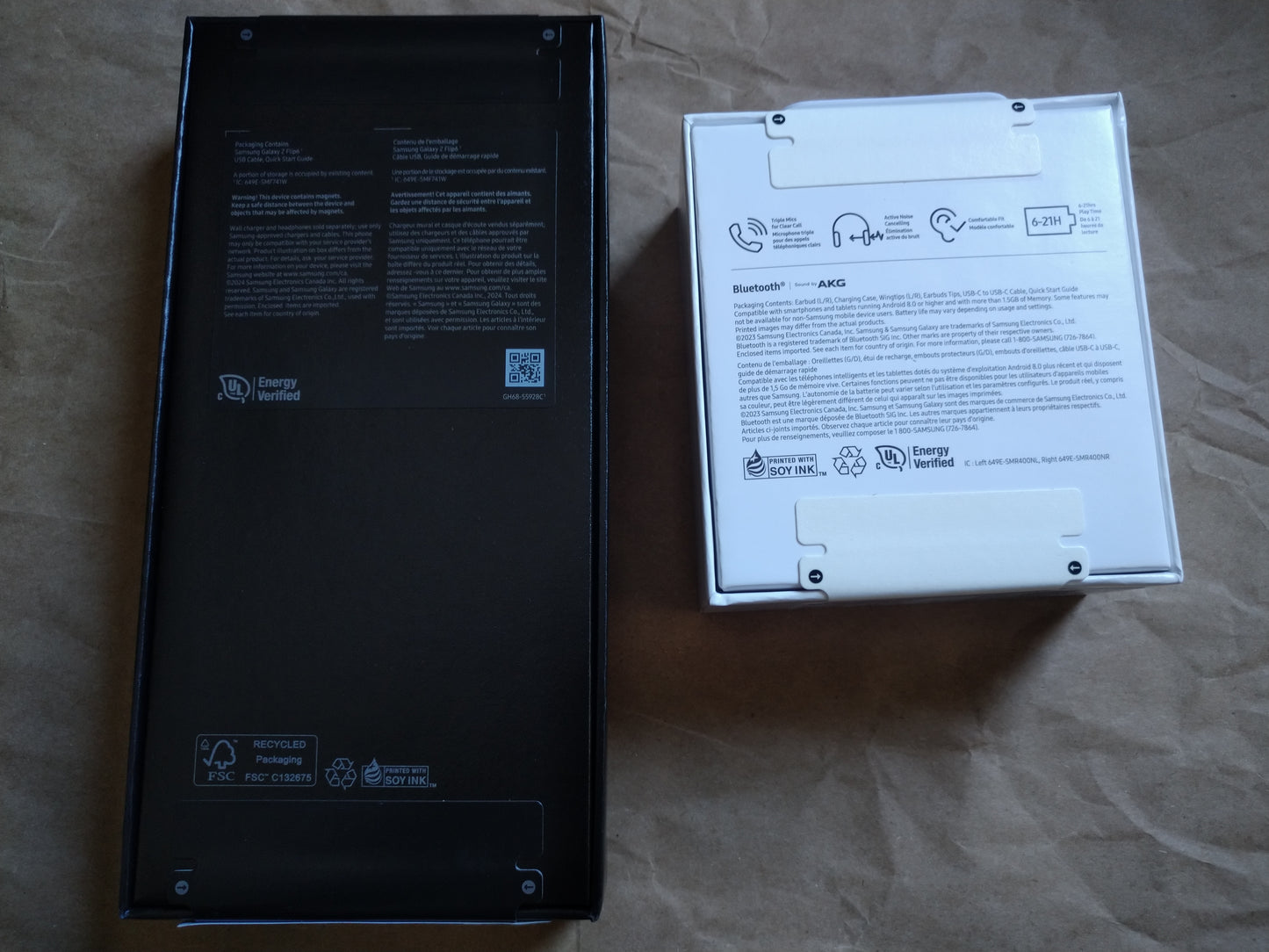 Samsung Galaxy Z Flip6 512GB Light Blue + Galaxy Buds FE Black