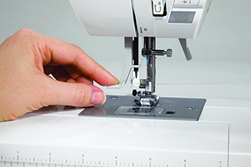 SINGER 9960 Computerized Sewing & Embroidery Machine 9.5 / 10